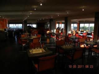 De La Hotel 2*