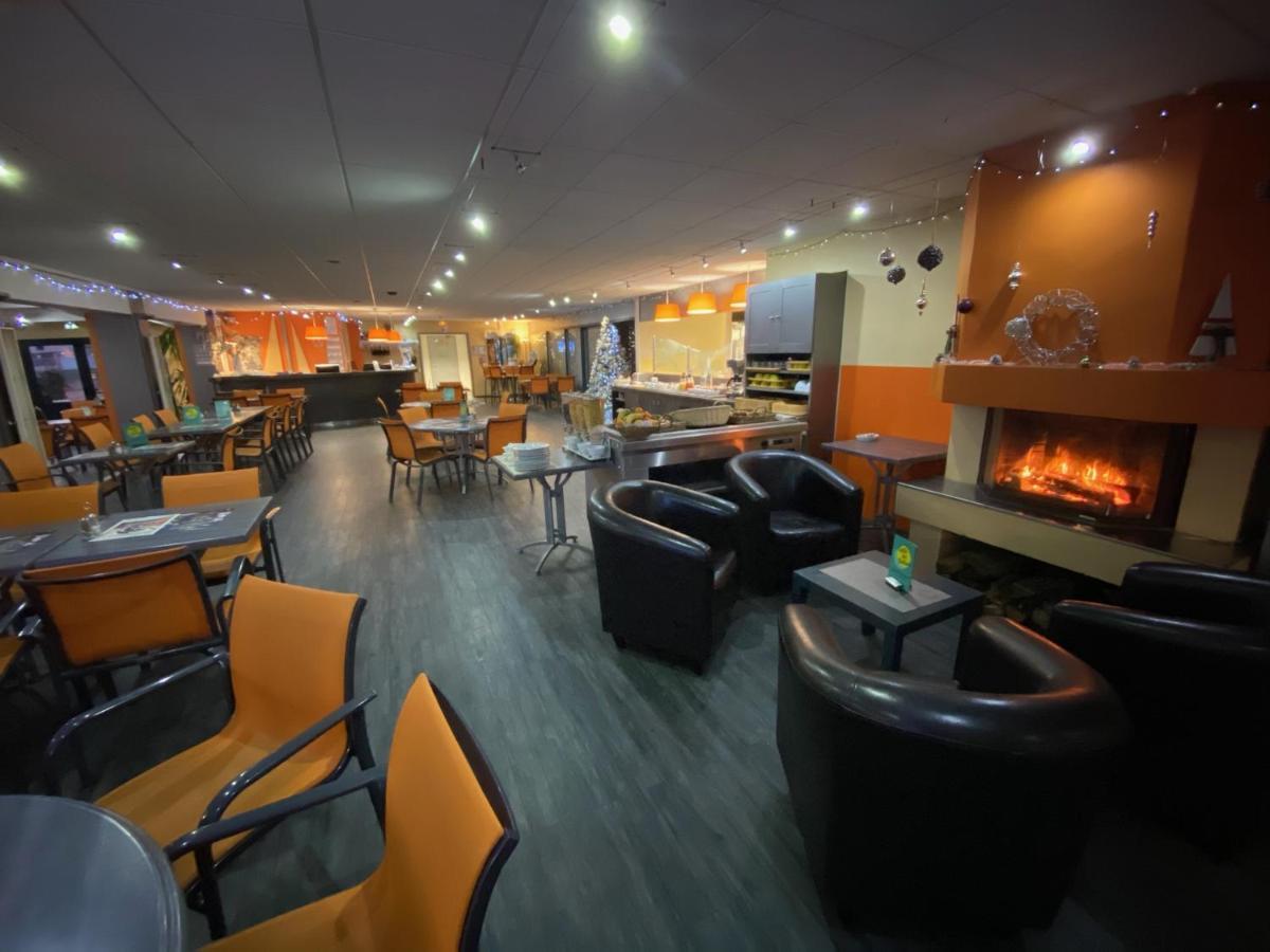 De La Hotel 2*